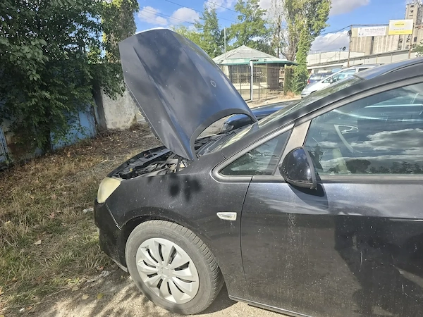 OPEL Astra 2012 — imagine 6