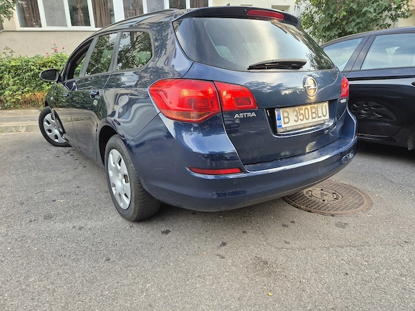 OPEL Astra 2012 — imagine 2