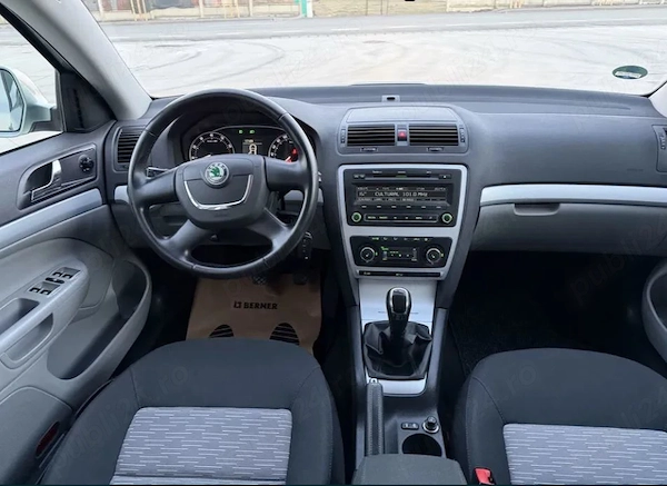 SKODA Octavia 2010 — imagine 6