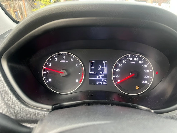 HYUNDAI i20 2019 — imagine 8
