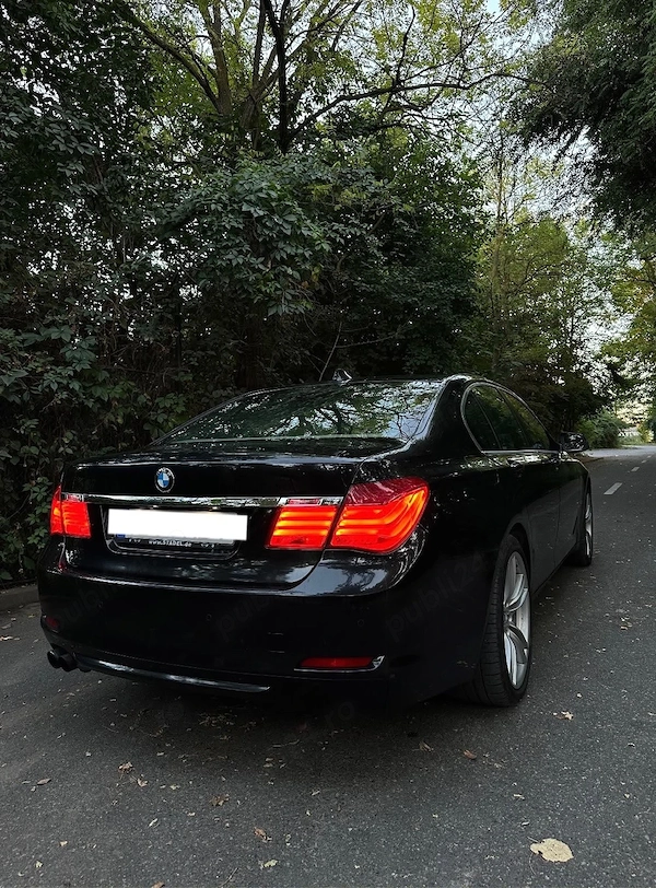 BMW 7 Series 2010 — imagine 5