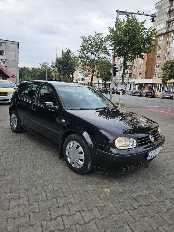 VOLKSWAGEN Golf 2003 — imagine 5