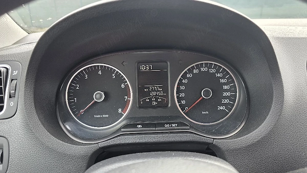 VOLKSWAGEN Polo 2012 — imagine 5