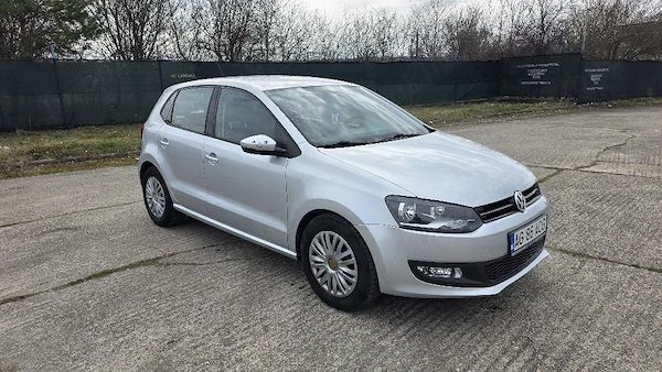 VOLKSWAGEN Polo 2012 — imagine 2