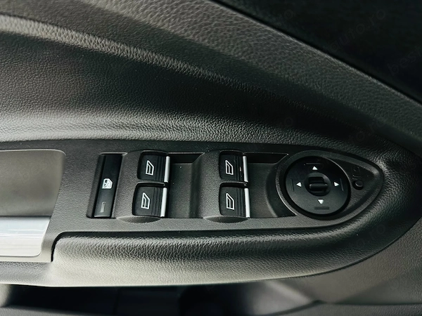 FORD Kuga 2015 — imagine 11