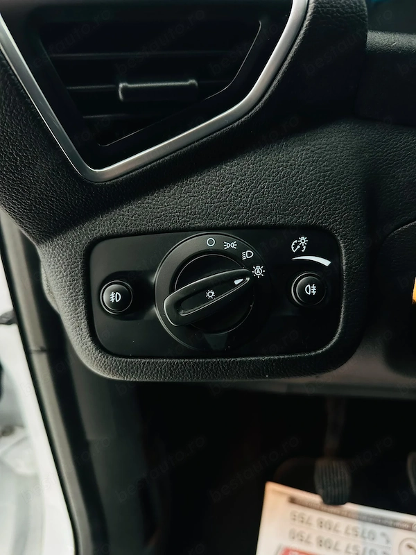 FORD Kuga 2015 — imagine 12