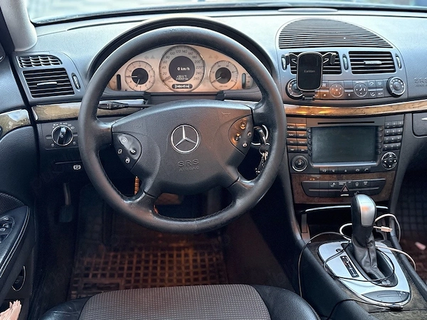 MERCEDES-BENZ E-Class 2004 — imagine 3