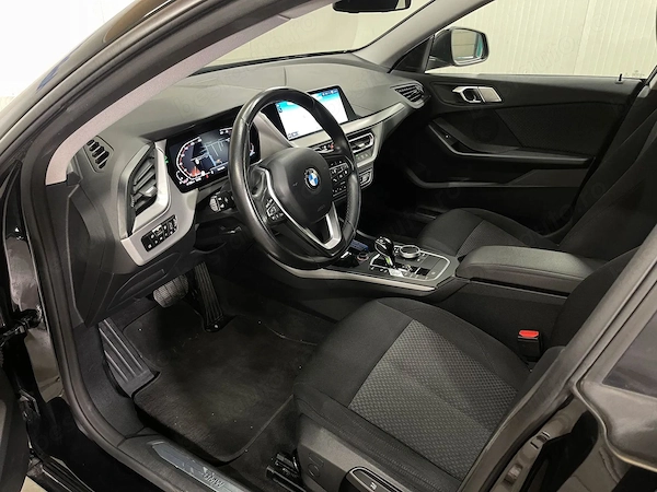 BMW 2 Series 2021 — imagine 5