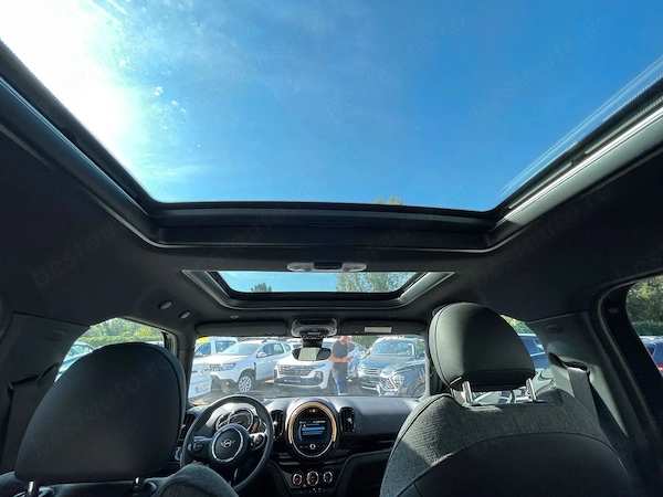 MINI Unknown Model 2020 — imagine 8