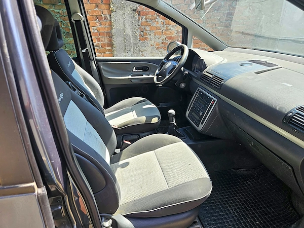 VOLKSWAGEN Sharan 2009 — imagine 8