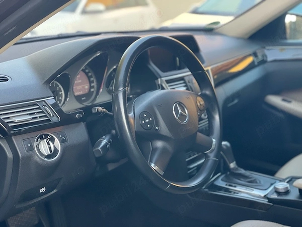 MERCEDES-BENZ E-Class 2011 — imagine 7