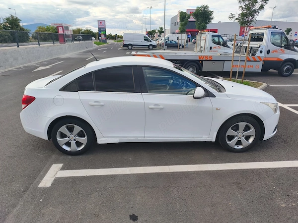CHEVROLET Cruze 2010 — imagine 4