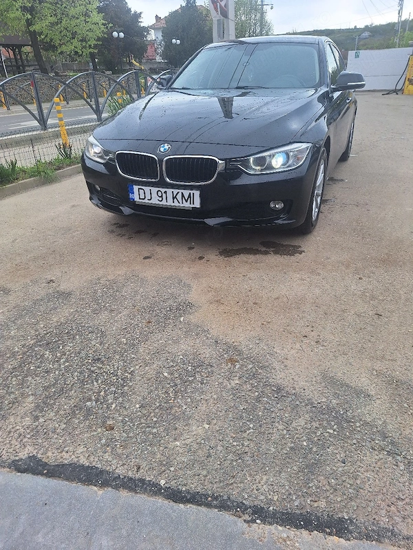 BMW 3 Series 2012 — imagine 5