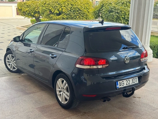 VOLKSWAGEN Golf 2010 — imagine 4