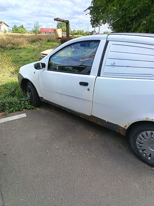 FIAT Punto 2005 — imagine 2