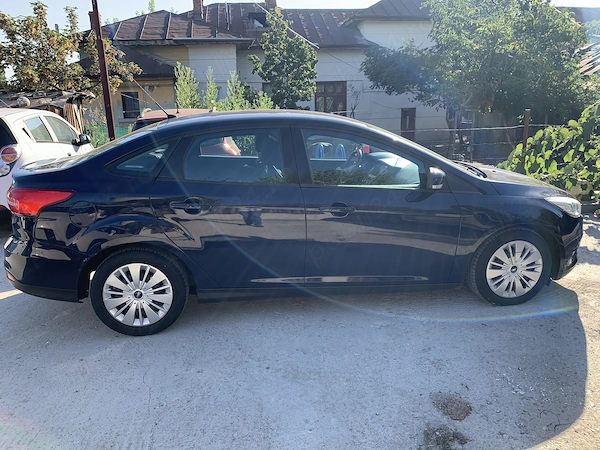 FORD Focus 2017 — imagine 6