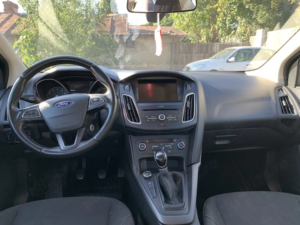 FORD Focus 2017 — imagine 8