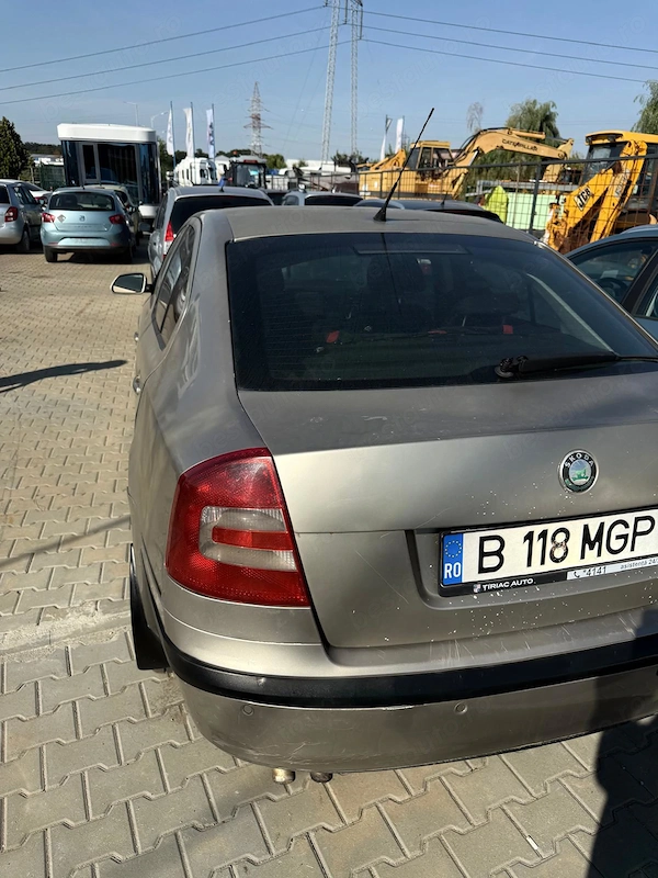 SKODA Octavia 2010 — imagine 3