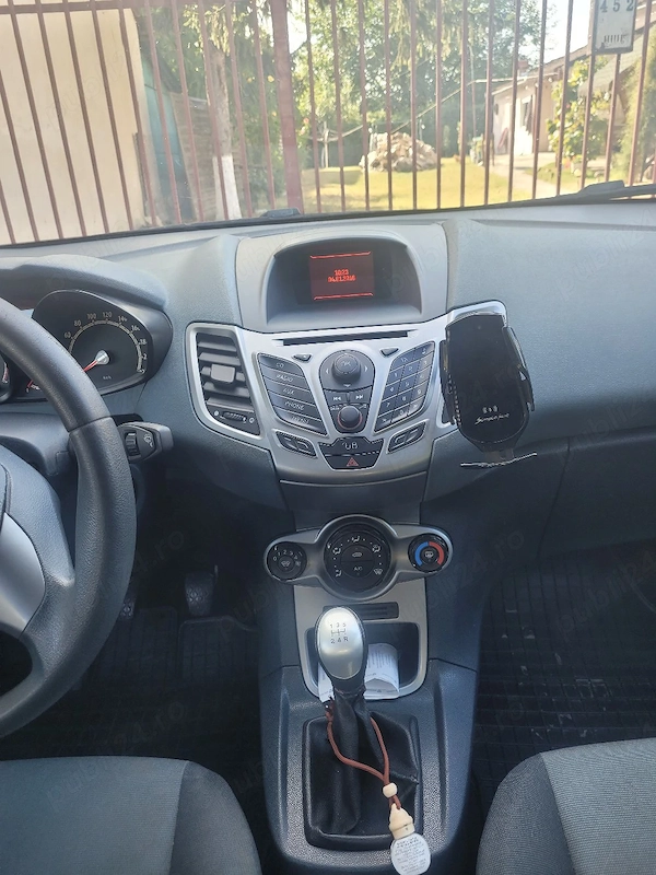 FORD Fiesta 2010 — imagine 5