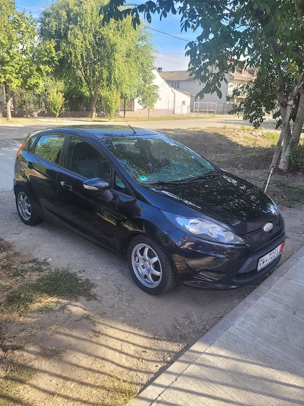 FORD Fiesta 2010 — imagine 4