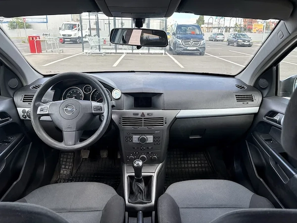 OPEL Astra 2005 — imagine 5