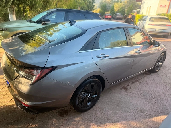 HYUNDAI Elantra 2021 — imagine 9