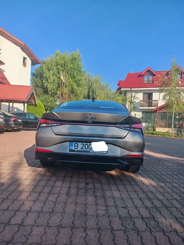 HYUNDAI Elantra 2021 — imagine 4
