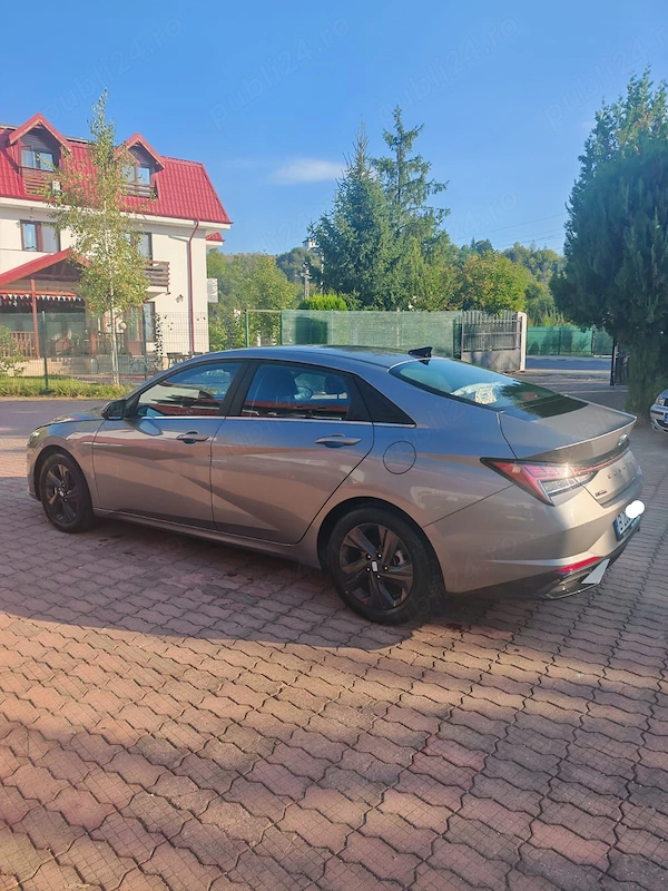 HYUNDAI Elantra 2021 — imagine 8