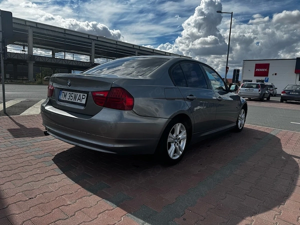 BMW 3 Series 2009 — imagine 4