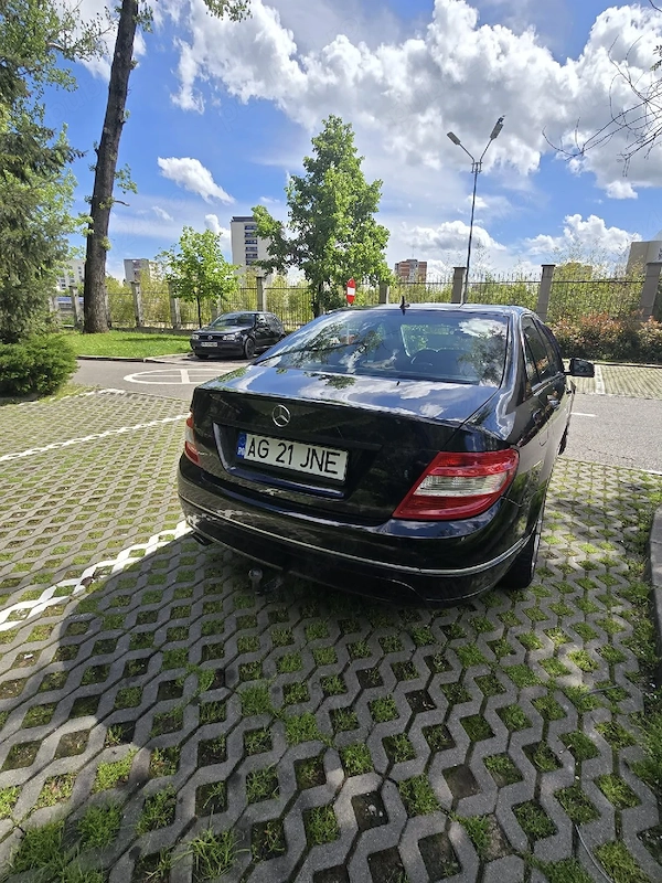 MERCEDES-BENZ C-Class 2009 — imagine 2