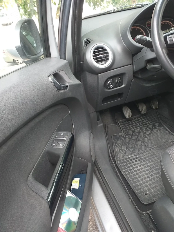 OPEL Corsa 2014 — imagine 7