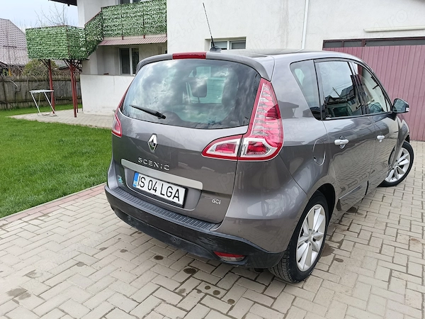 RENAULT Scenic 2011 — imagine 3