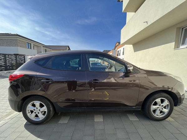 HYUNDAI ix35 2011 — imagine 4
