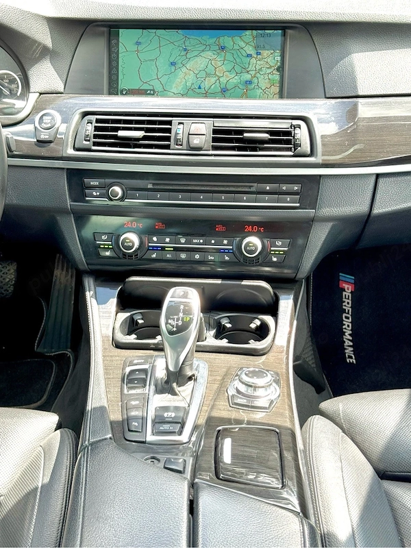 BMW 5 Series 2012 — imagine 4