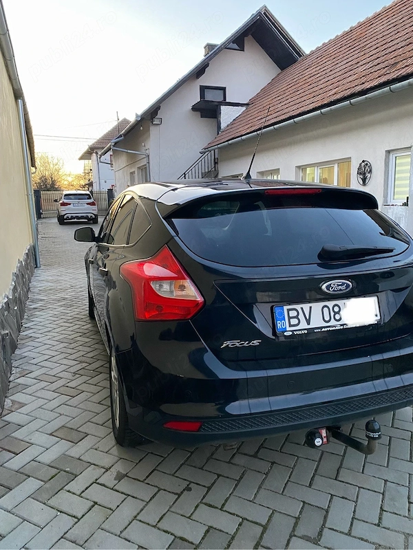 FORD Focus 2011 — imagine 4