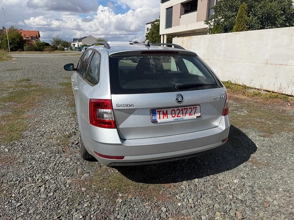 SKODA Octavia 2020 — imagine 8