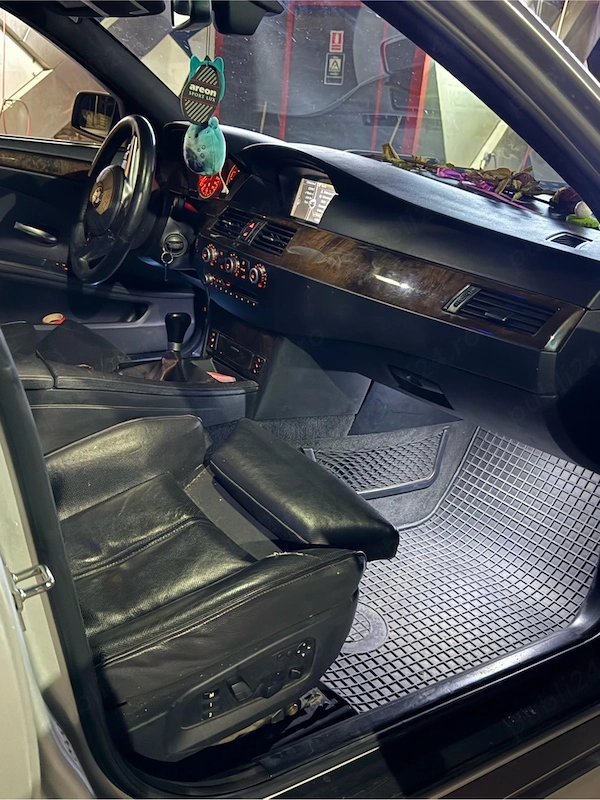 BMW 5 Series 2009 — imagine 3
