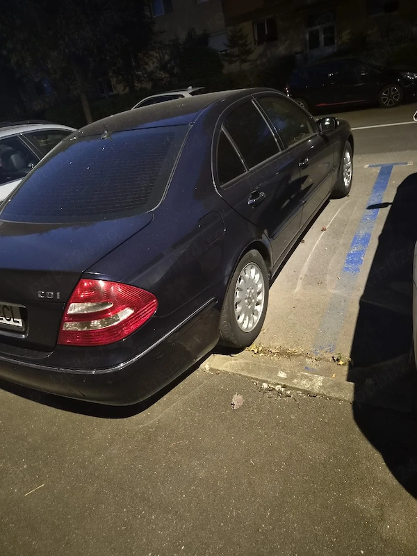 MERCEDES-BENZ E-Class 2002 — imagine 3