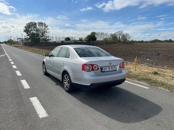 VOLKSWAGEN Jetta 2005 — imagine 2