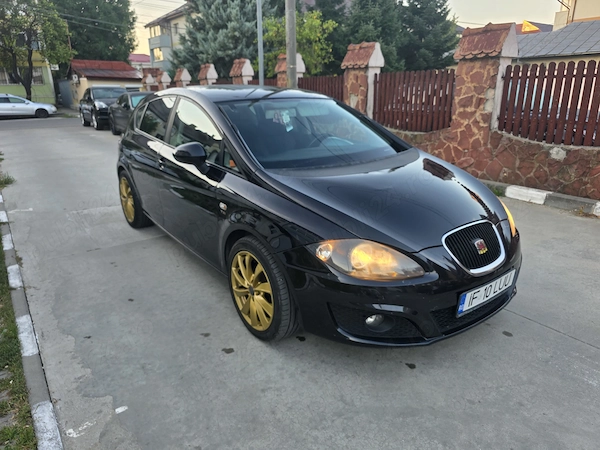 SEAT Leon 2011 — imagine 2