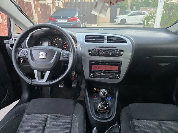 SEAT Leon 2011 — imagine 7