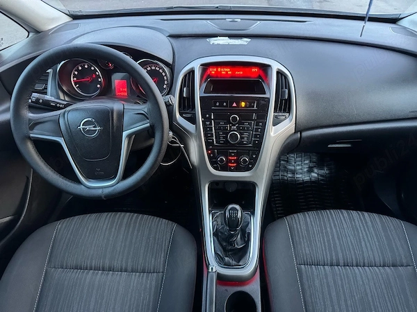 OPEL Astra 2011 — imagine 4