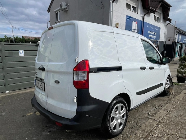 FORD Transit Courier 2021 — imagine 2