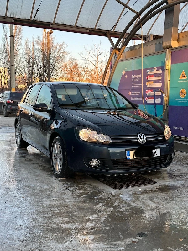 VOLKSWAGEN Golf 2010 — imagine 4