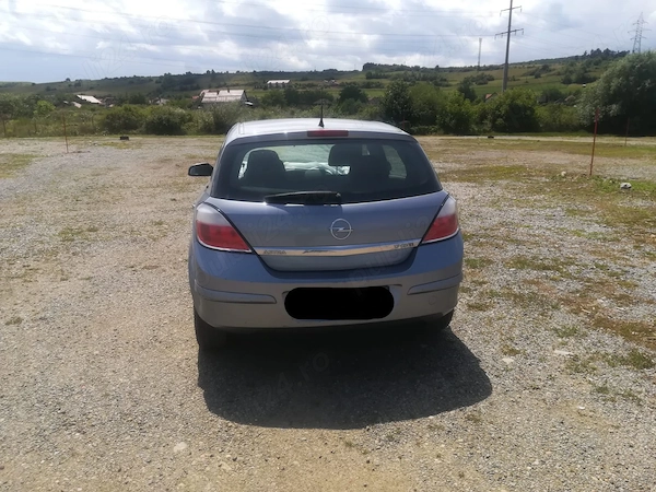 OPEL Astra 2005 — imagine 5