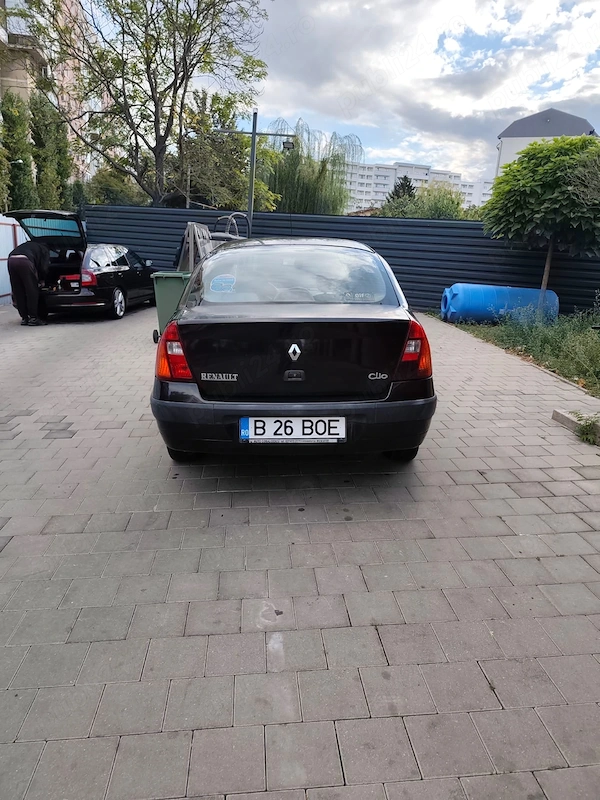 RENAULT Clio 2004 — imagine 5