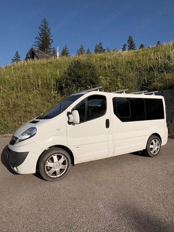 OPEL Vivaro 2012 — imagine 3