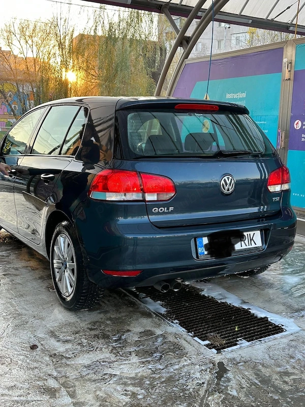 VOLKSWAGEN Golf 2010 — imagine 5