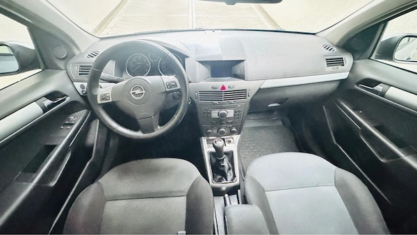 OPEL Astra 2005 — imagine 9