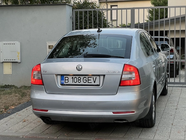SKODA Octavia 2011 — imagine 4